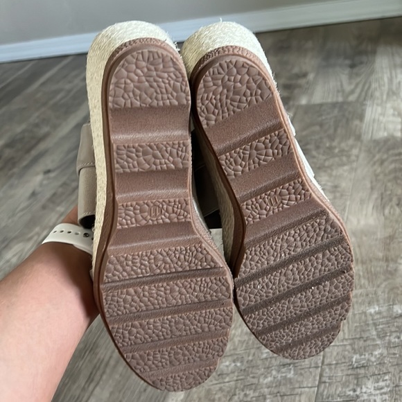 Maurices Farah Gray Jute Slingback Wedge. - Picture 10 of 10